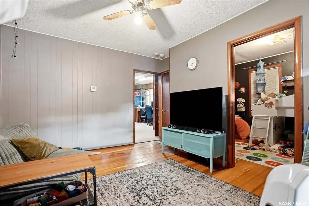 1148 K Avenue N Saskatoon SK S7N 2N8