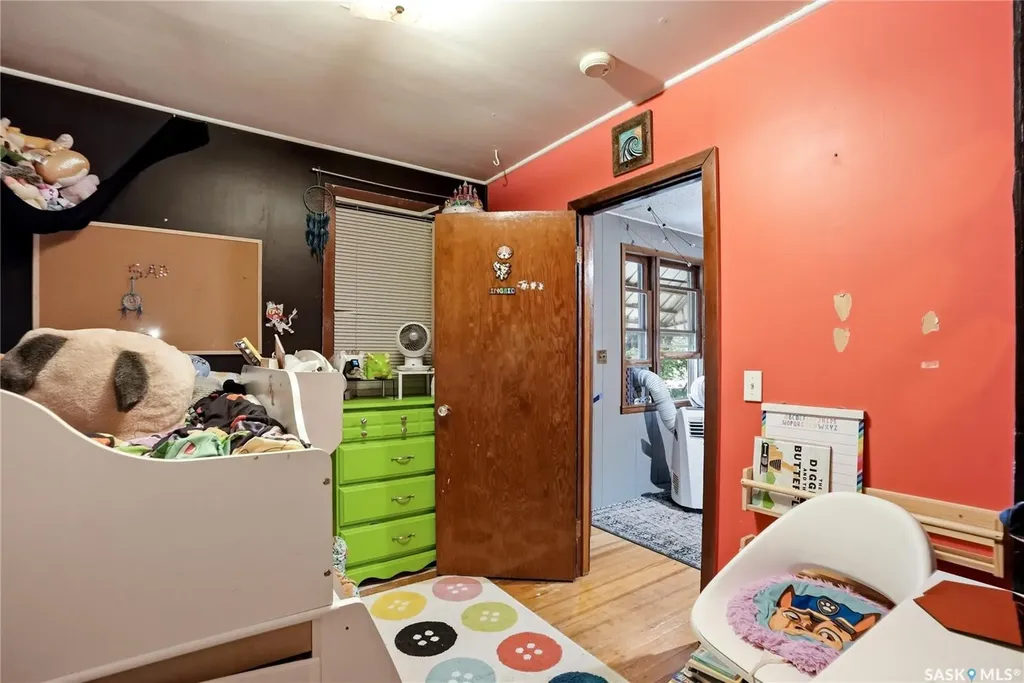 1148 K Avenue N Saskatoon SK S7N 2N8