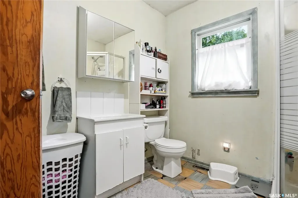 1148 K Avenue N Saskatoon SK S7N 2N8