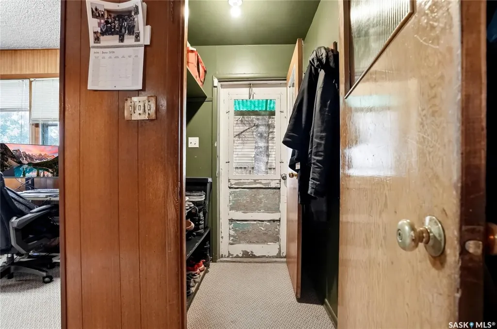 1148 K Avenue N Saskatoon SK S7N 2N8