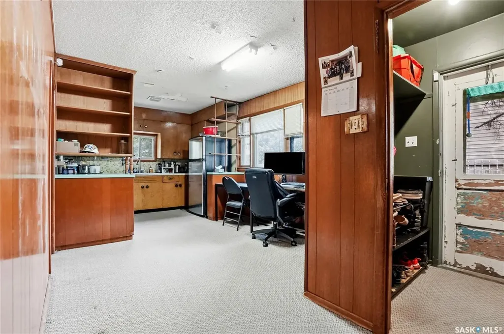 1148 K Avenue N Saskatoon SK S7N 2N8