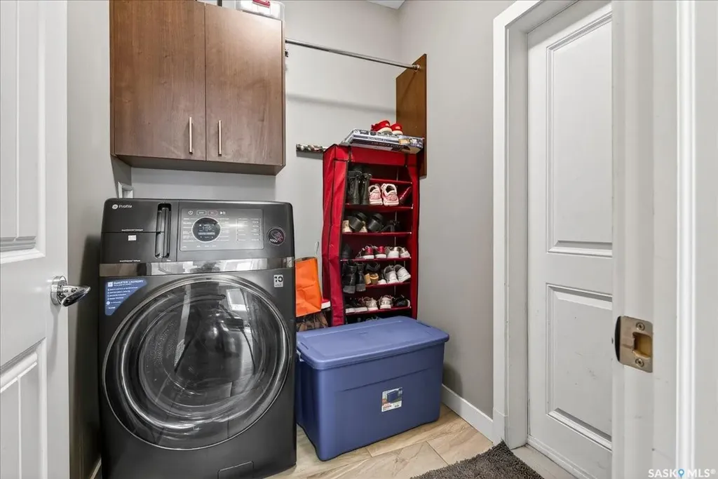 5780 Pearsall Crescent Regina SK S4W 0C7