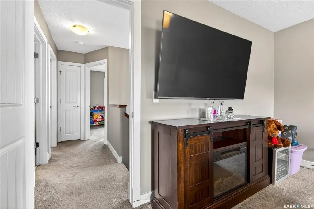 5780 Pearsall Crescent Regina SK S4W 0C7