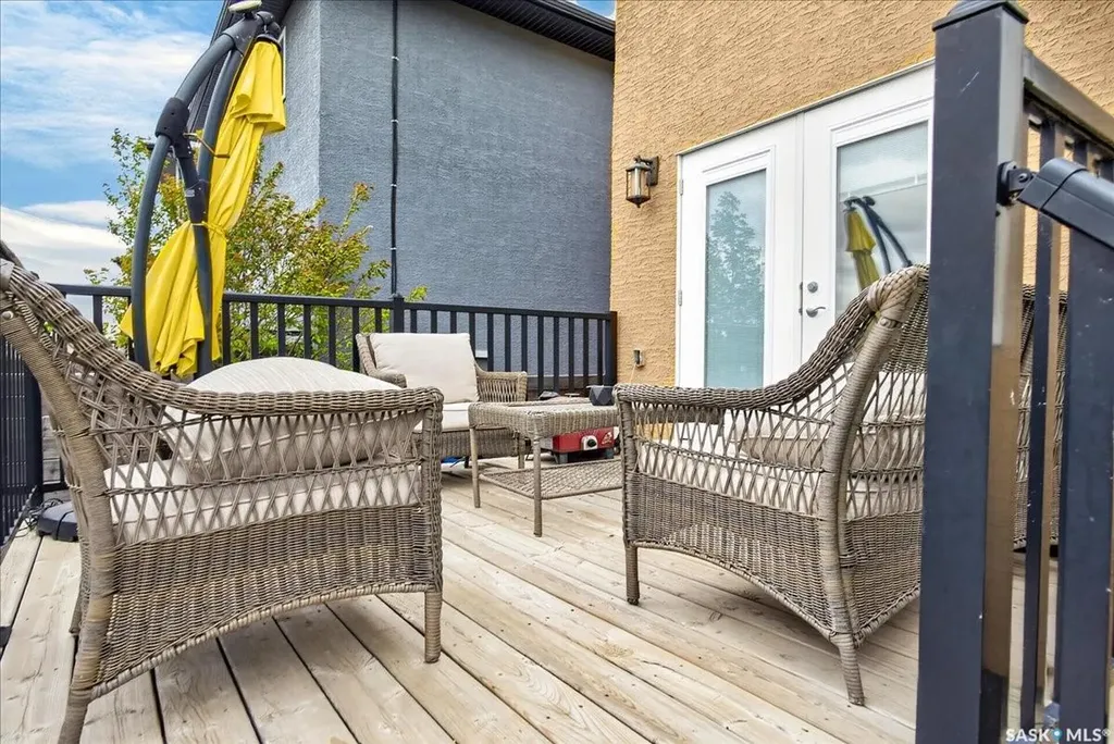 5780 Pearsall Crescent Regina SK S4W 0C7