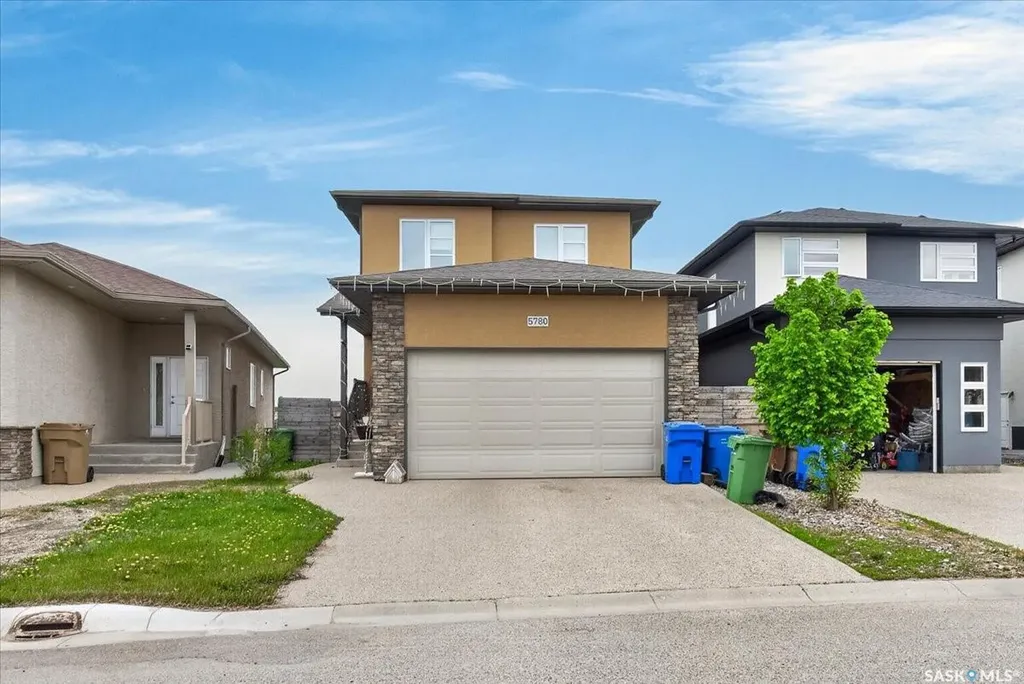 5780 Pearsall Crescent Regina SK S4W 0C7