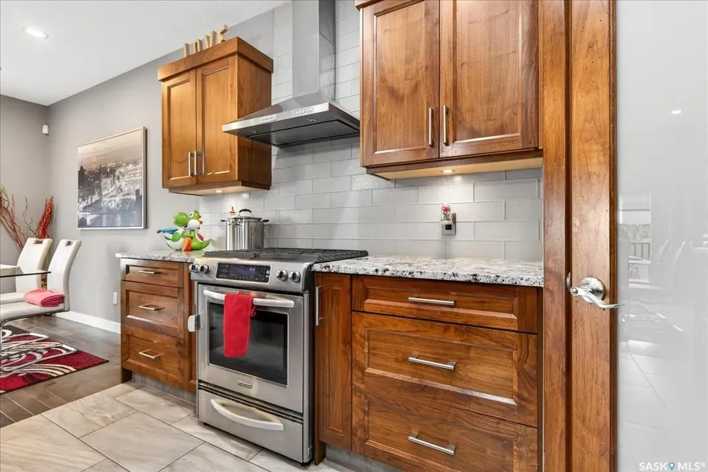 5780 Pearsall Crescent Regina SK S4W 0C7