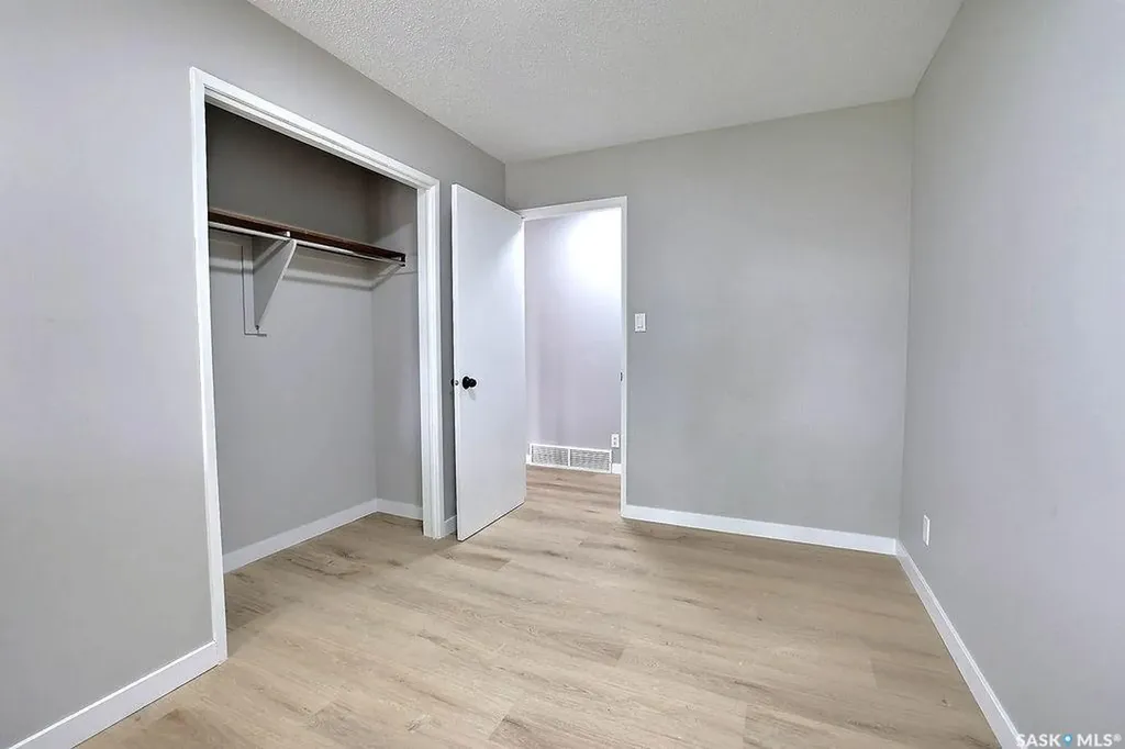 35 Chase Crescent Regina SK S4R 7Y3