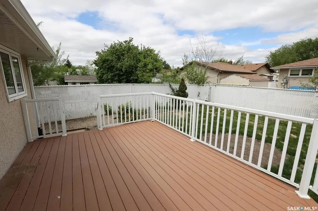 35 Chase Crescent Regina SK S4R 7Y3