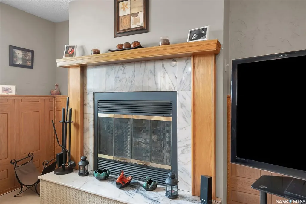 114 Sumner Crescent Saskatoon SK S7L 7A4