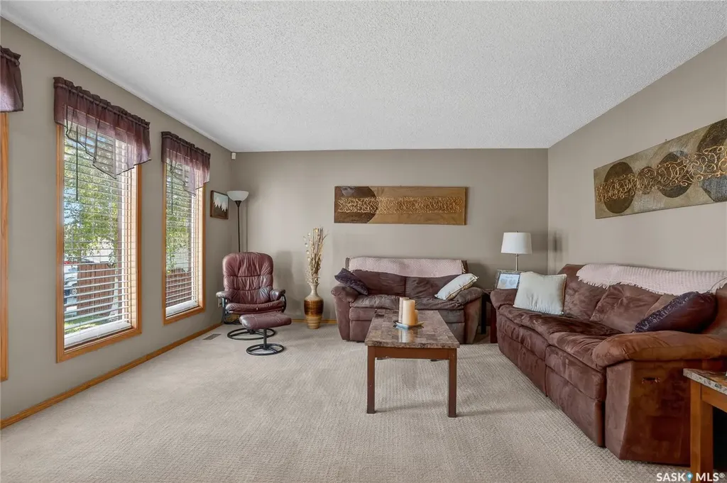 114 Sumner Crescent Saskatoon SK S7L 7A4