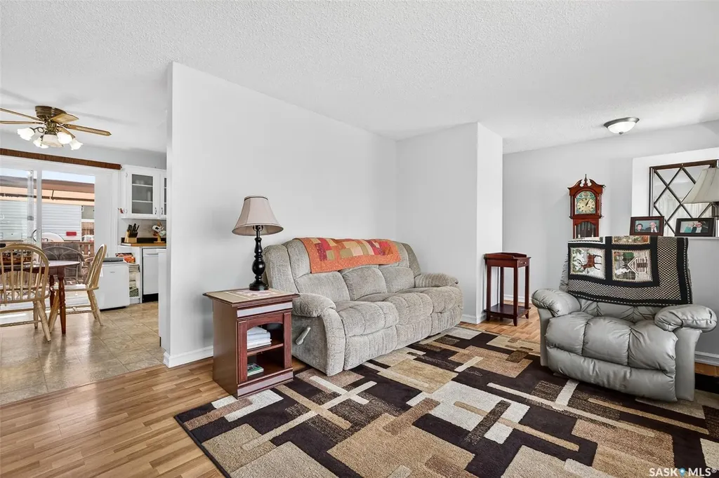 1031 Ross Street E Moose Jaw SK S6H 7H4