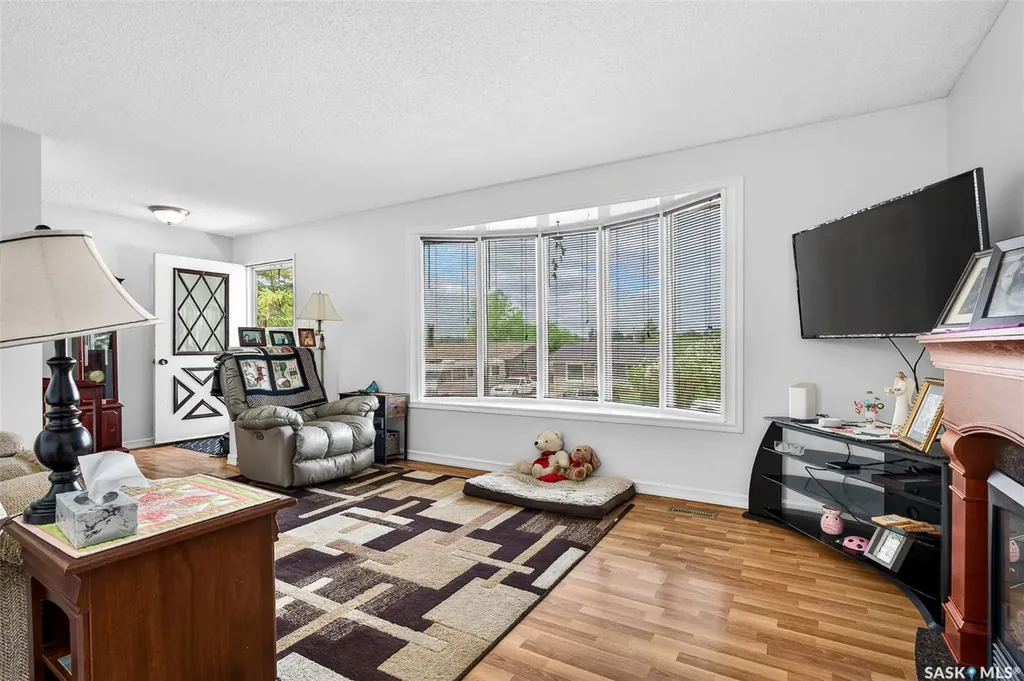 1031 Ross Street E Moose Jaw SK S6H 7H4