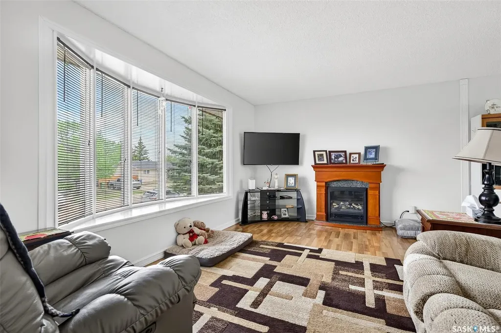1031 Ross Street E Moose Jaw SK S6H 7H4
