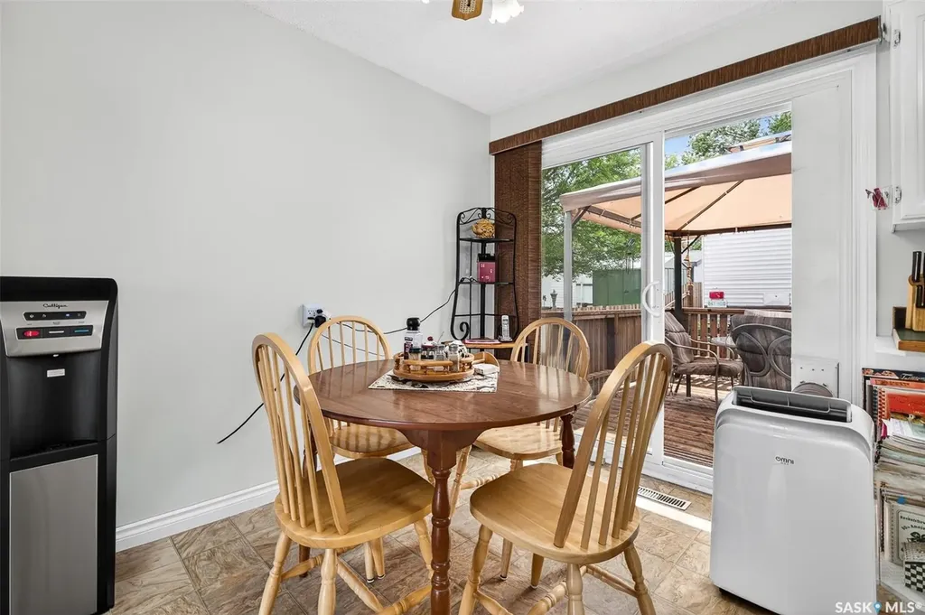 1031 Ross Street E Moose Jaw SK S6H 7H4
