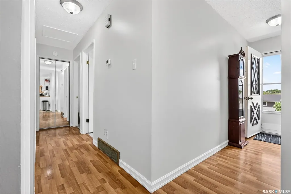 1031 Ross Street E Moose Jaw SK S6H 7H4