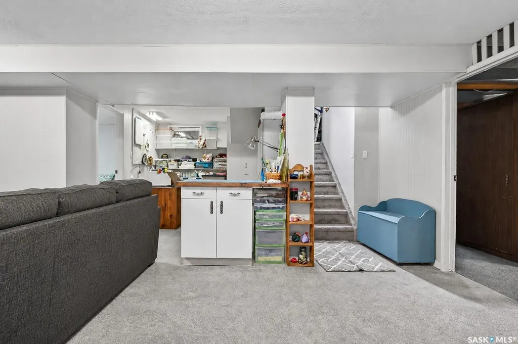 1031 Ross Street E Moose Jaw SK S6H 7H4