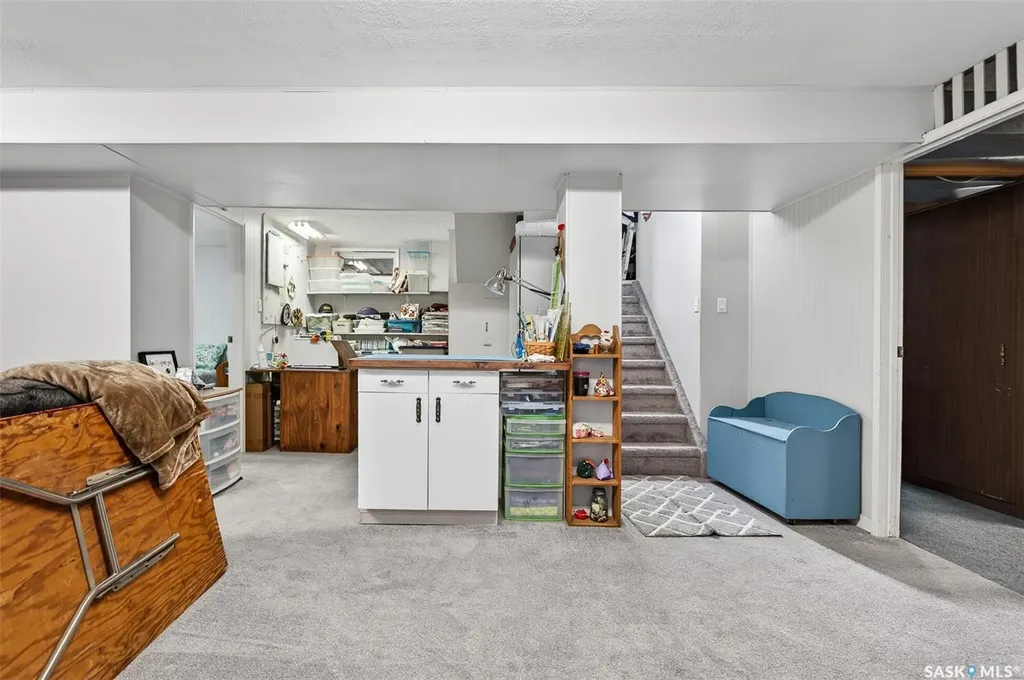 1031 Ross Street E Moose Jaw SK S6H 7H4