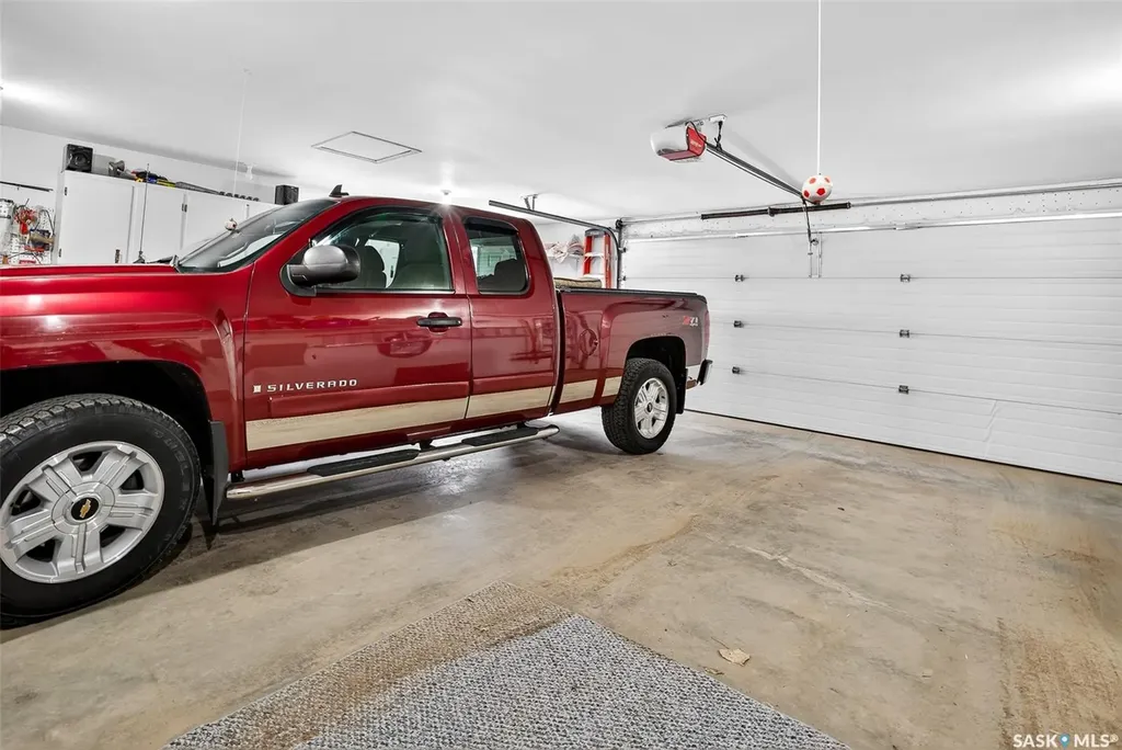 1031 Ross Street E Moose Jaw SK S6H 7H4