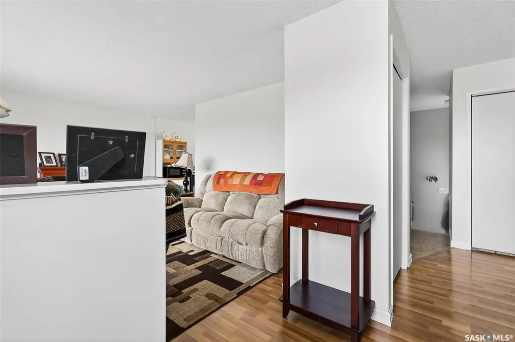 1031 Ross Street E Moose Jaw SK S6H 7H4