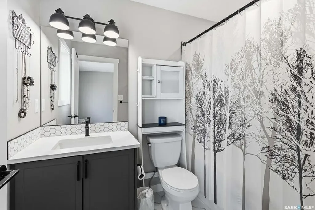 212 Myles Heidt Lane Saskatoon SK S7W 1J1