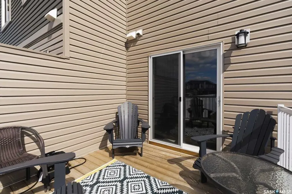 212 Myles Heidt Lane Saskatoon SK S7W 1J1