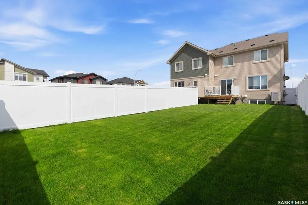 212 Myles Heidt Lane Saskatoon SK S7W 1J1