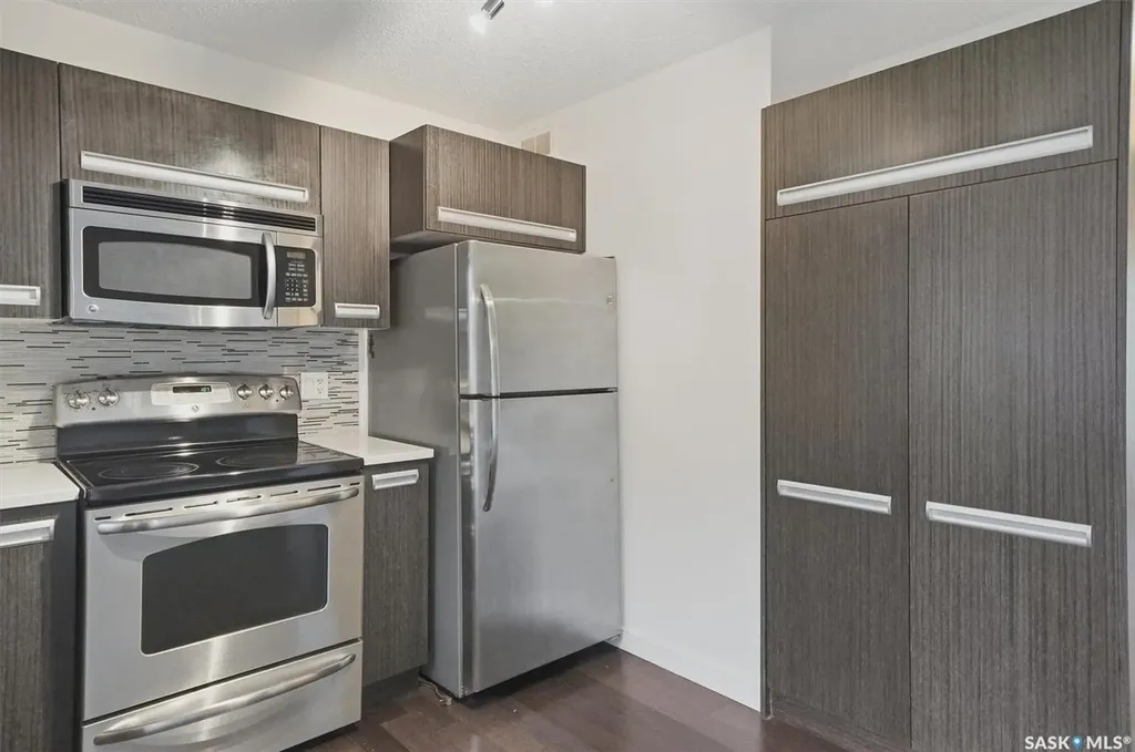 245 Ashworth Crescent Saskatoon SK S7T 0P2