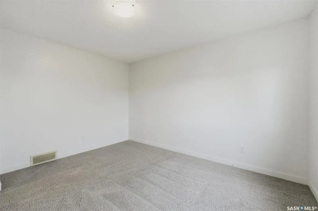 245 Ashworth Crescent Saskatoon SK S7T 0P2