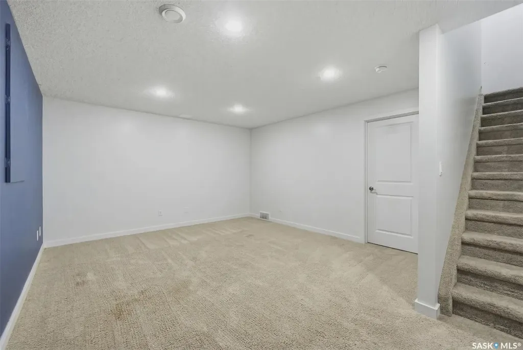 245 Ashworth Crescent Saskatoon SK S7T 0P2