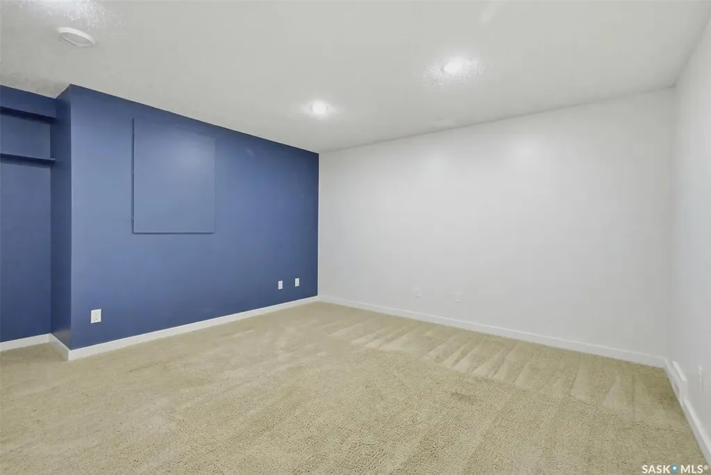 245 Ashworth Crescent Saskatoon SK S7T 0P2