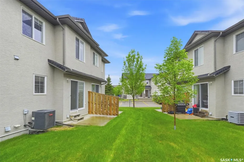 245 Ashworth Crescent Saskatoon SK S7T 0P2