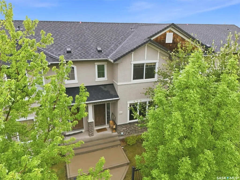 245 Ashworth Crescent Saskatoon SK S7T 0P2