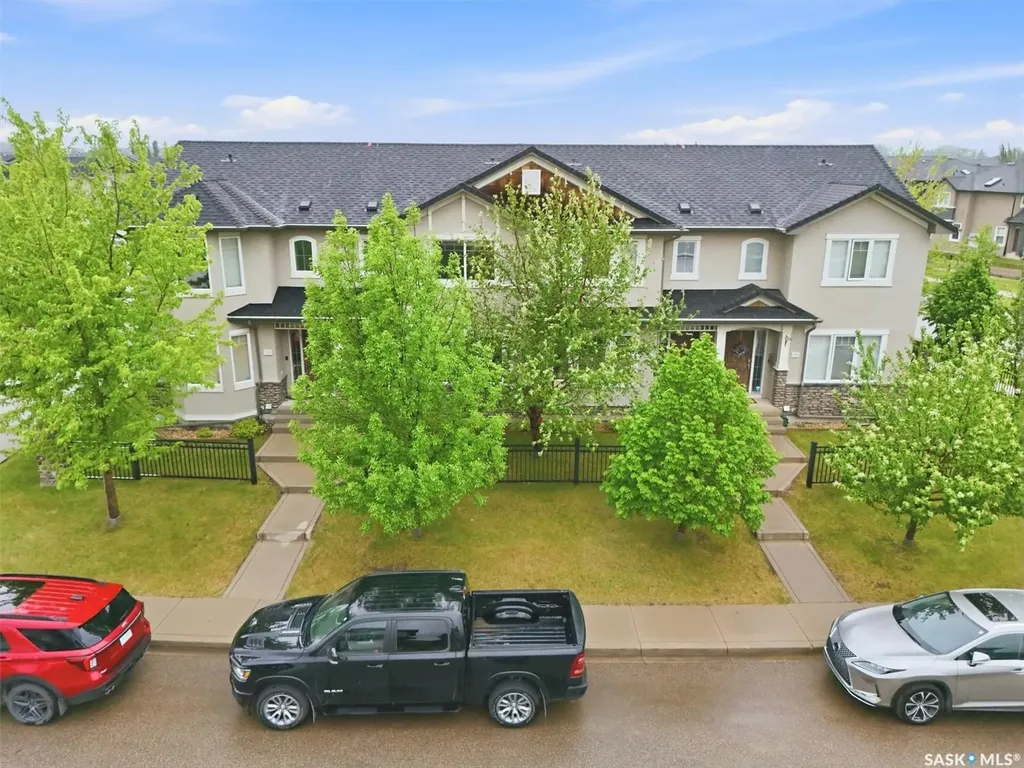 245 Ashworth Crescent Saskatoon SK S7T 0P2