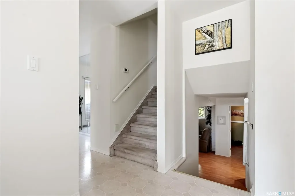 318 Nokomis Place Saskatoon SK S7K 5E2