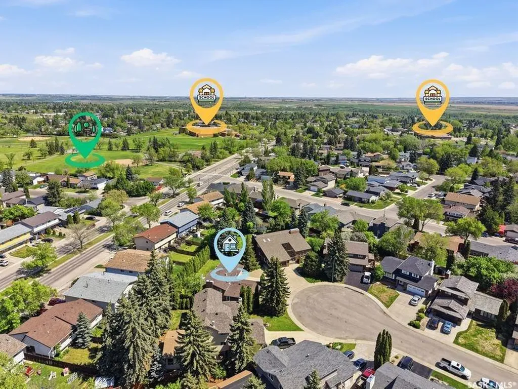 318 Nokomis Place Saskatoon SK S7K 5E2