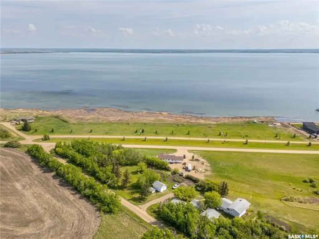 690 Lakeshore Drive Meota SK S0M 1X0