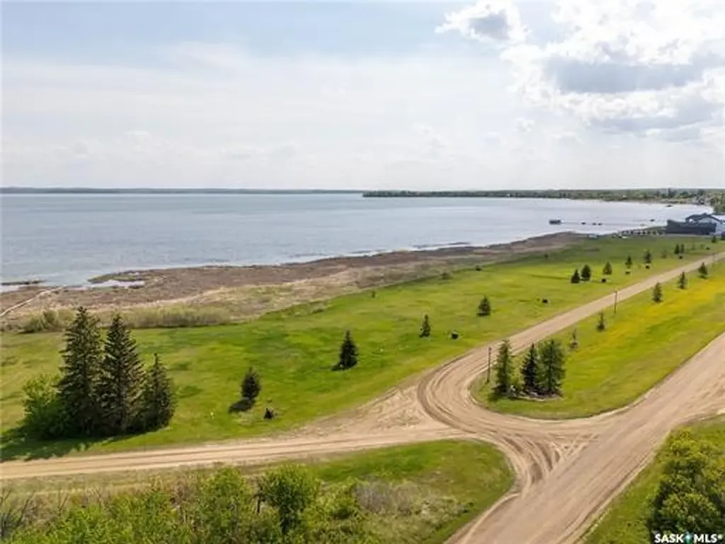 690 Lakeshore Drive Meota SK S0M 1X0
