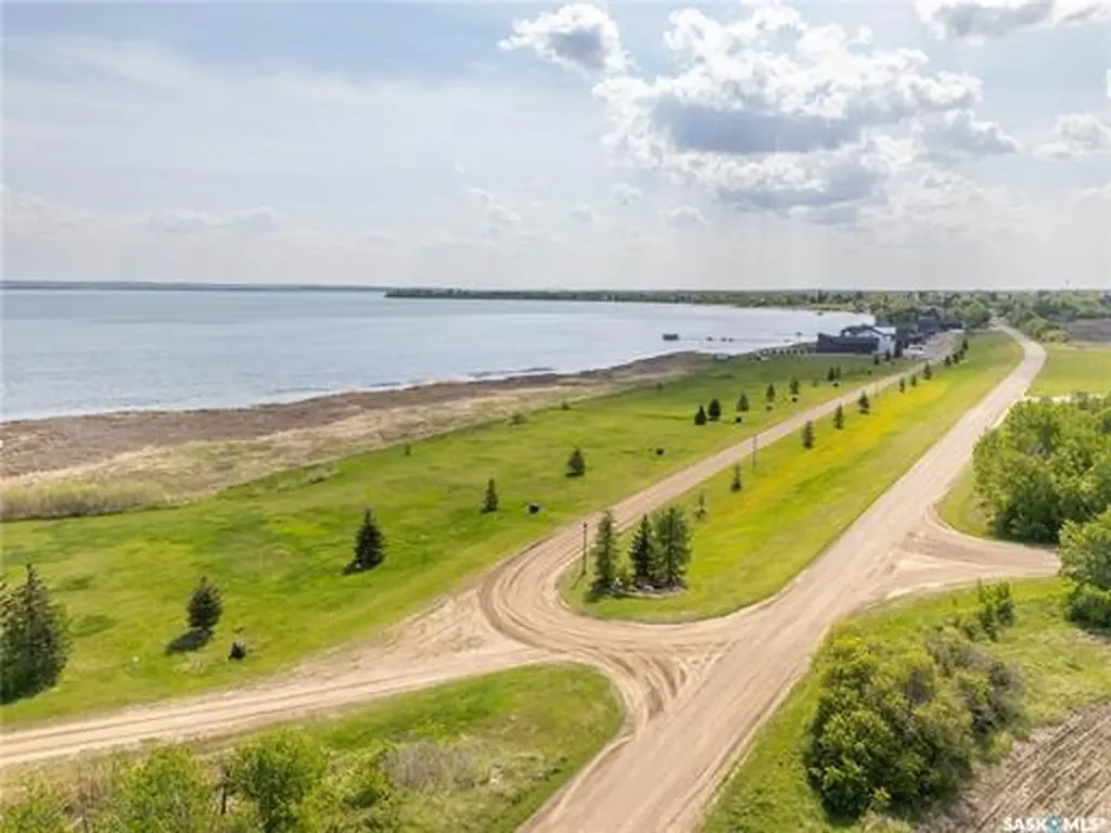 690 Lakeshore Drive Meota SK S0M 1X0