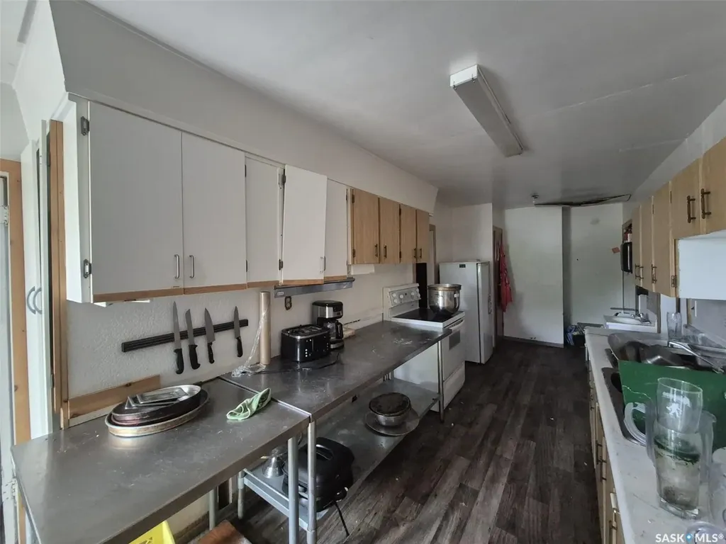 307 Railway Avenue Springside SK S0A 3V0