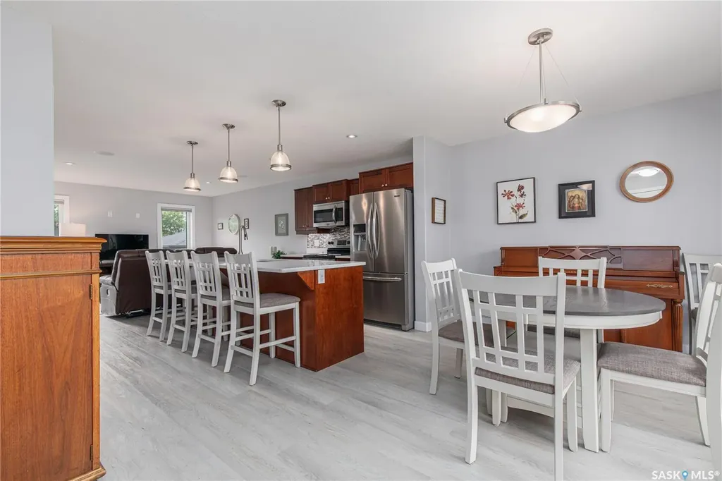 58 Brigham Road Moose Jaw SK S6K 0A7