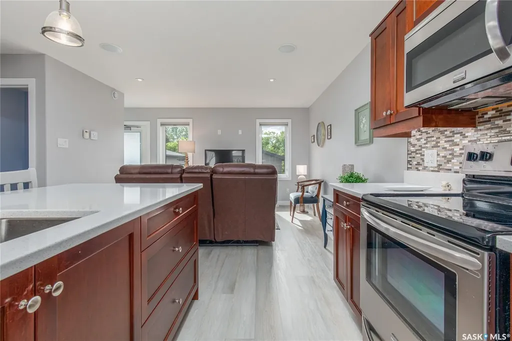 58 Brigham Road Moose Jaw SK S6K 0A7