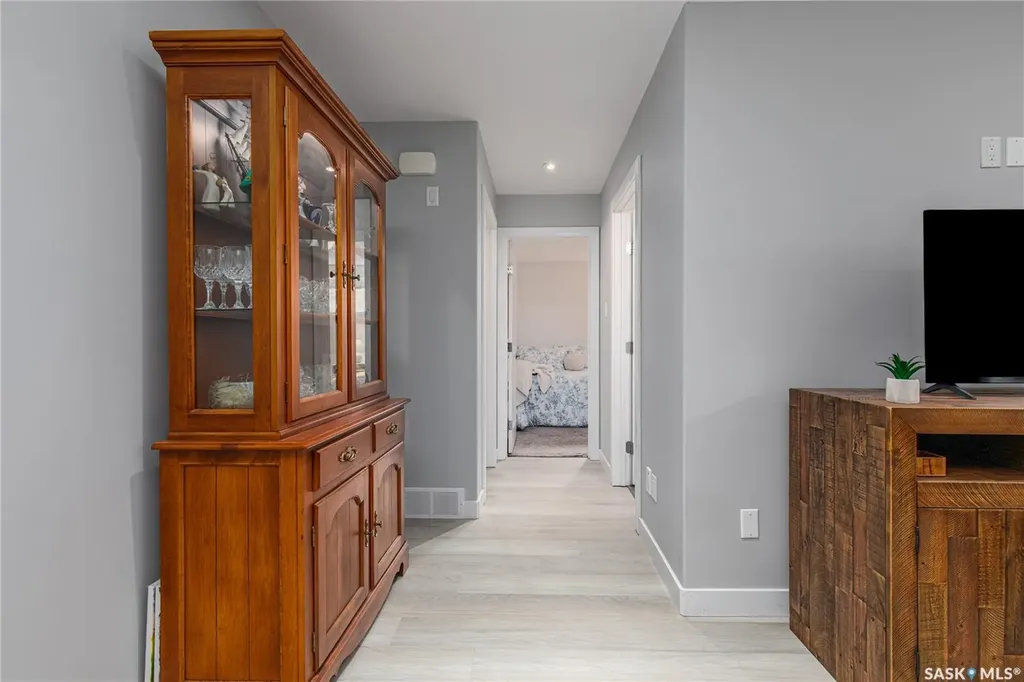 58 Brigham Road Moose Jaw SK S6K 0A7