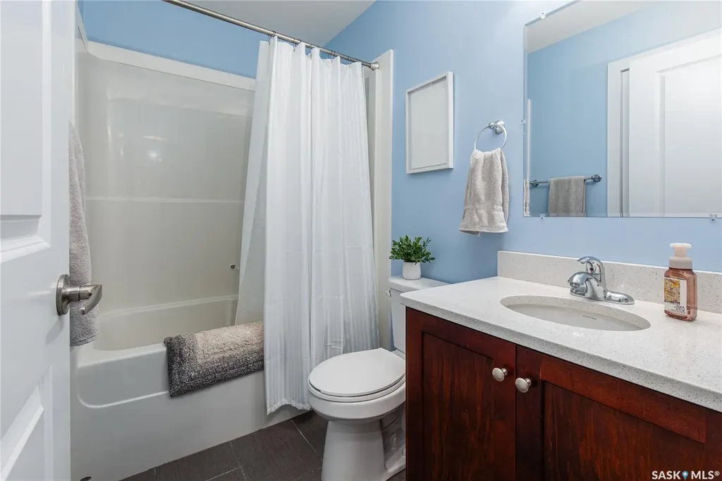 58 Brigham Road Moose Jaw SK S6K 0A7