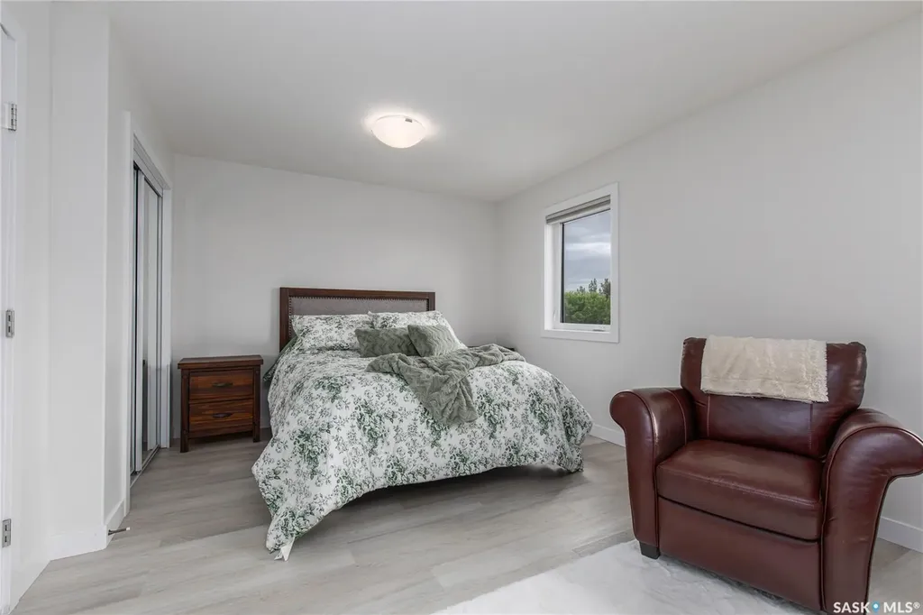 58 Brigham Road Moose Jaw SK S6K 0A7