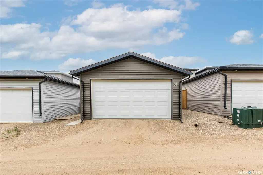 58 Brigham Road Moose Jaw SK S6K 0A7