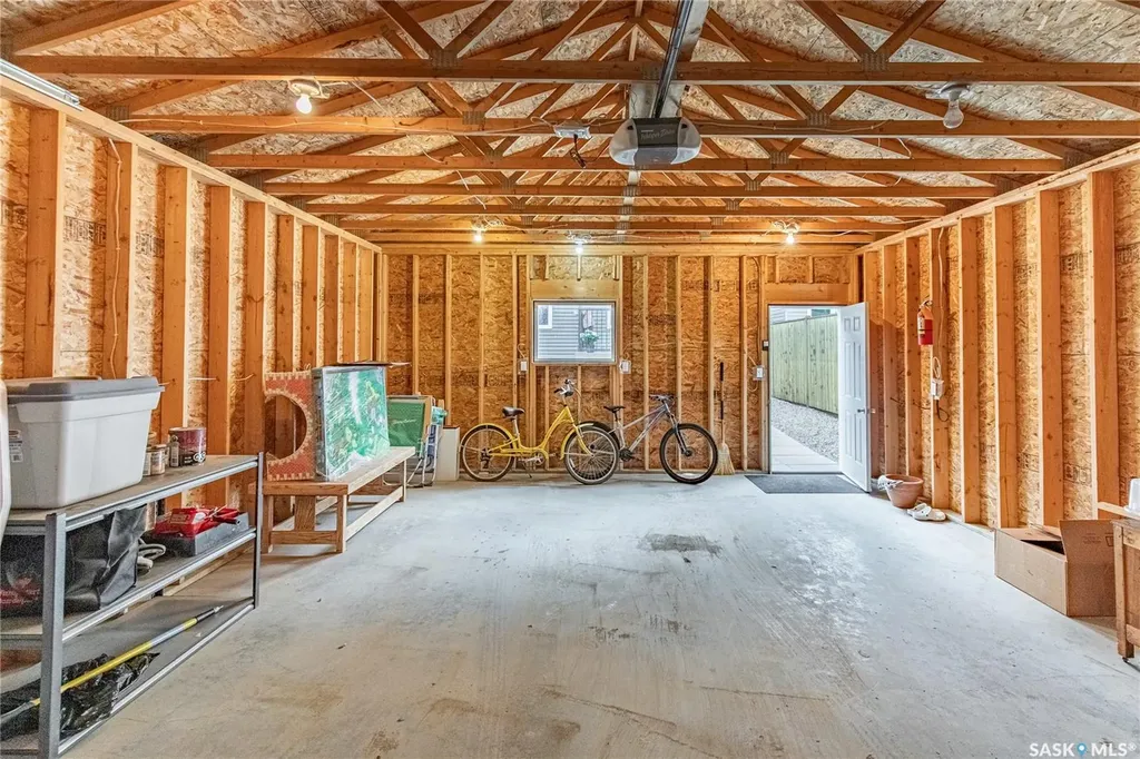 58 Brigham Road Moose Jaw SK S6K 0A7