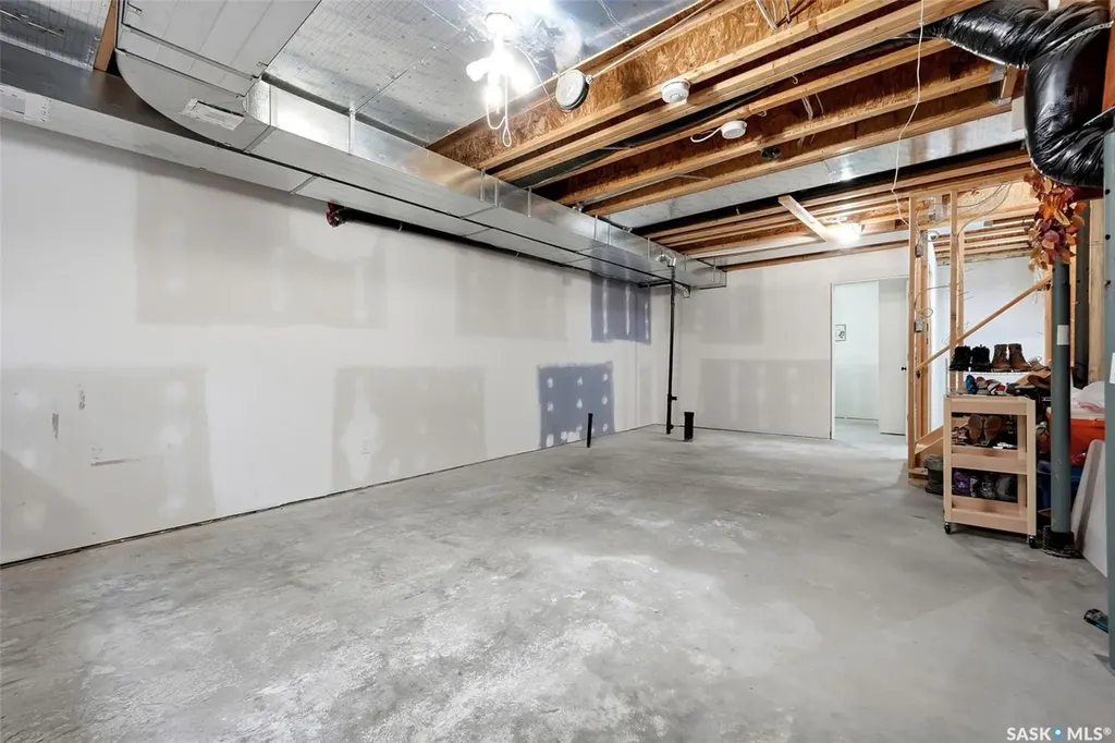 5410 Gordon Road Regina SK S4W 0K3