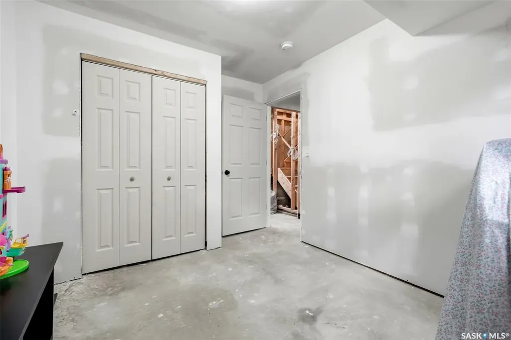 5410 Gordon Road Regina SK S4W 0K3
