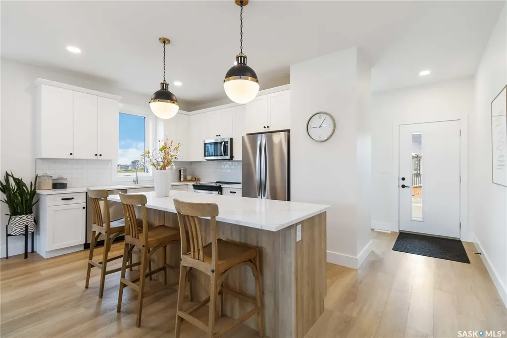 105 Hathway Crescent Saskatoon SK S7V 0P5
