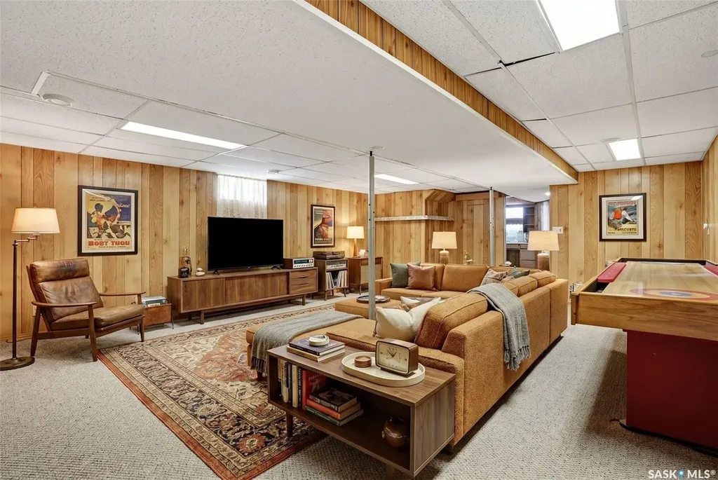 2078 Mcara Street Regina SK S4N 2V6